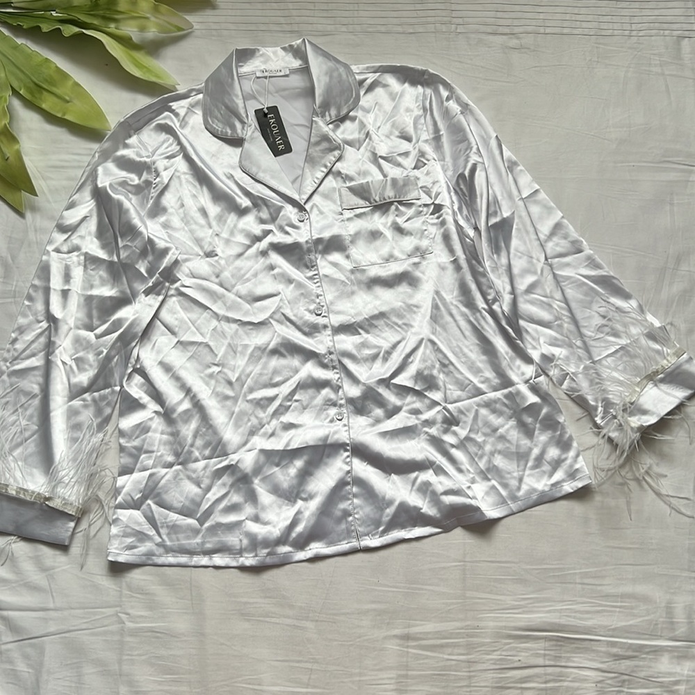 NWT Ekouaer Feather Trim Silk Satin Pajama Long Sleeve Button Down Shirt - Picture 4 of 10
